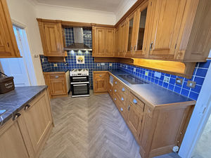 Kitchen- click for photo gallery